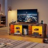 Bestier Meuble TV 140 cm Meuble TV Moderne avec Étagère en Verre Éclairage LED RVB pour Téléviseurs 65" Unité de Divertisseme
