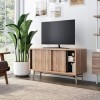 Nathan James Liam TV Moderne mi-siècle, Console multimédia ou Meuble de Divertissement avec Portes coulissantes, Panneau de P